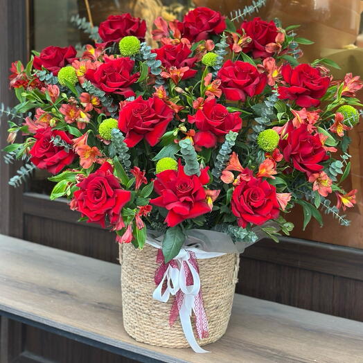 Кашпо с красной французской розой🌹