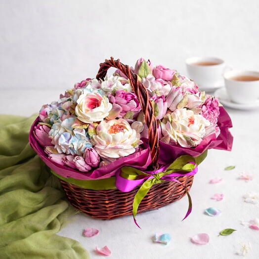 Зефирный букет в корзине подарок девушке