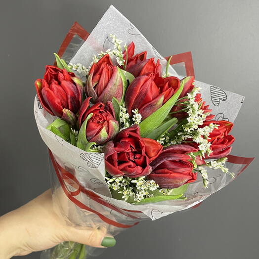 Просто такая сильная любовь – Букет красных тюльпанов S