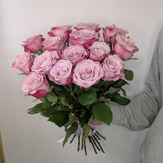 Букет роз Infused Pink 15 шт