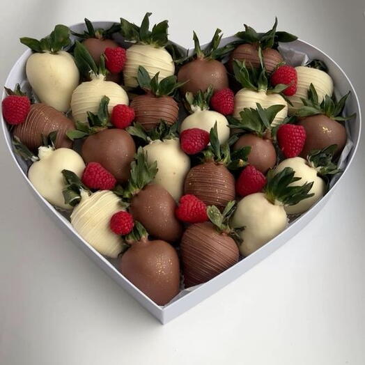 Клубника  с малиной