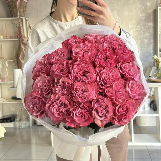 Букет півонієвих троянд