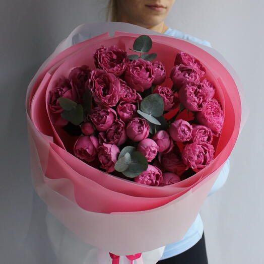Пионовидные розы и эвкалипт 💞