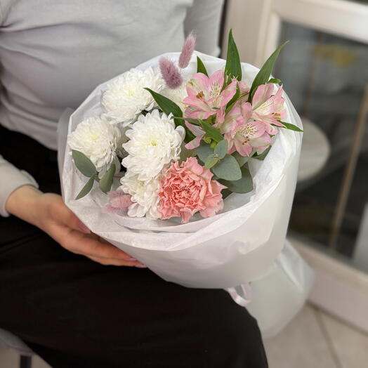 Букет-комплимент с альстромерией/ букет цветов/доставка по Уфе