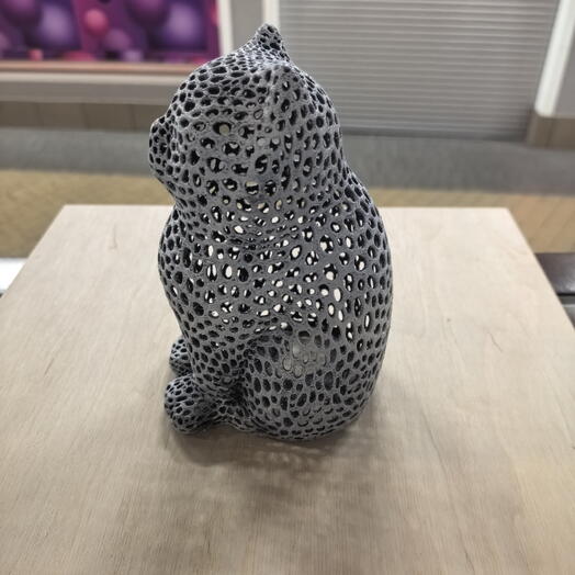 Фигурка котик