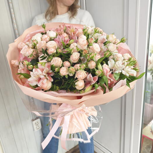 РОСКОШНЫЙ БУКЕТ ИЗ ПИОН.РОЗ И АЛЬСТРОМЕРИИ ♥️♥️♥️♥️♥️