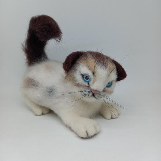 Валяная игрушка из шерсти Котик