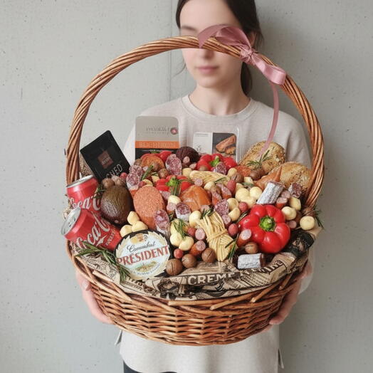 Подарочная корпаративная мужская корзина 🧺Колбасный букет 🤎Мужской букет Дофаминовый букет