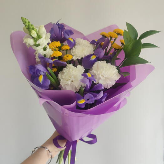Букет с ирисами "Летний день" 💜