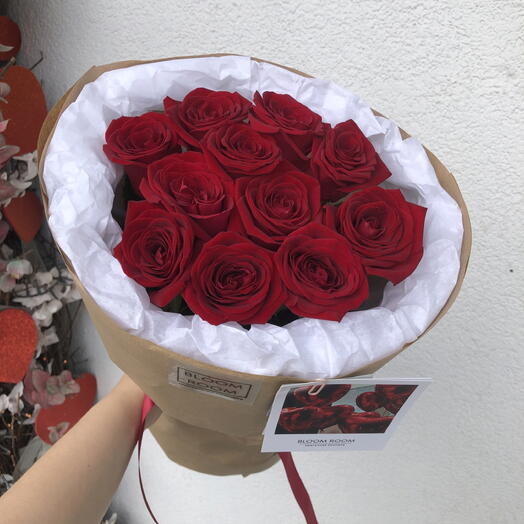 Алый букетик в крафте Bloom room, Роза