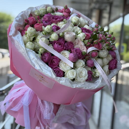 Большой букет🌸Микс кустовых роз🌸