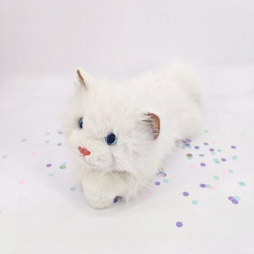 Мягкая игрушка белая кошка с пищалкой