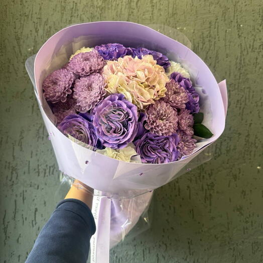 Дофаминовый букет
со стразами, Розы, гвоздика,гортензия,хризантемы