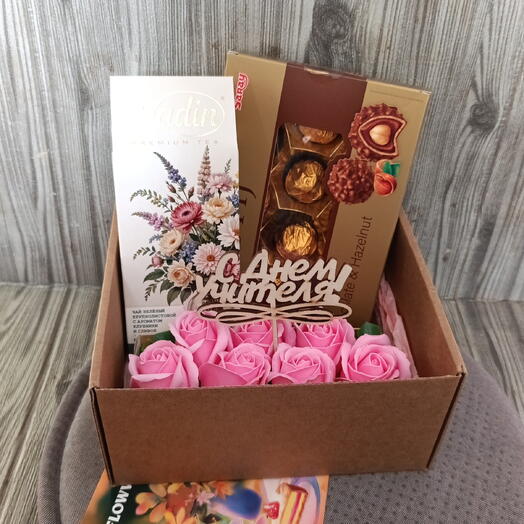 Чай и chocolate учителю