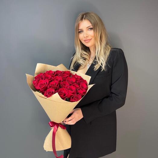 Bouquet of 21 red roses Ecuador