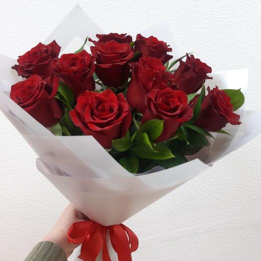 Bouquet of red roses