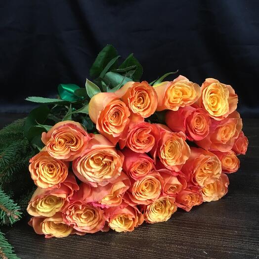 25 rosas naranjas 60 cm