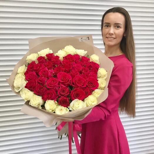 53 розы в виде сердца 💗