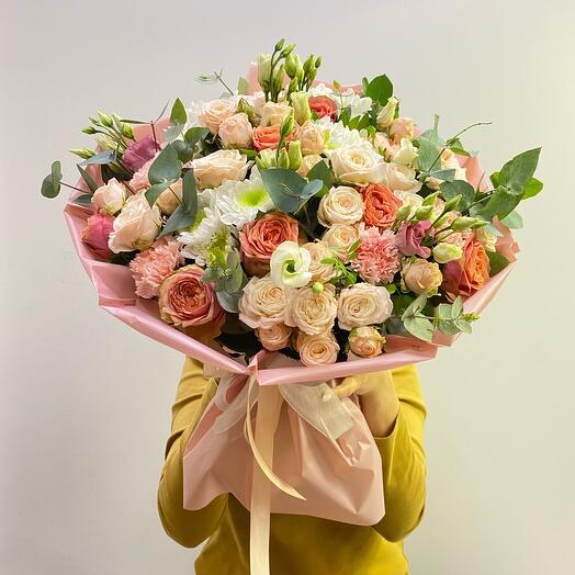 Author's round bouquet