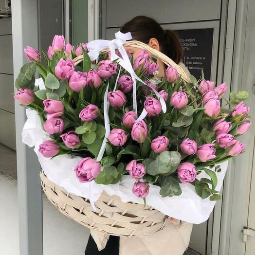 Cesta de tulipán