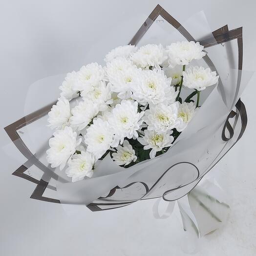 Стильный букет пушистых хризантем 🤍