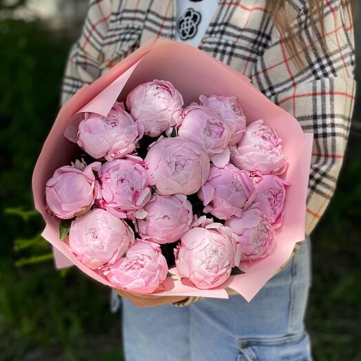 Bouquet of 15 peonies