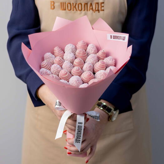 Букет из клубники в шоколаде для мамы  «Зефирка» S