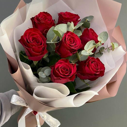 7 Roses Bouquet 🌹