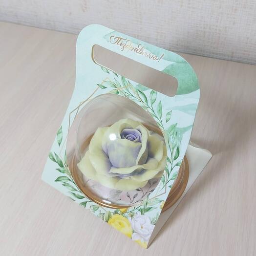 Мыло ручной работы в форме розы