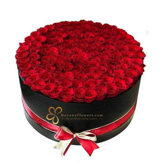Valentine Grand Red Roses Love Box