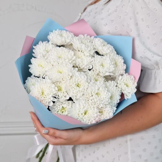 Монобукет из 5 белых хризантем