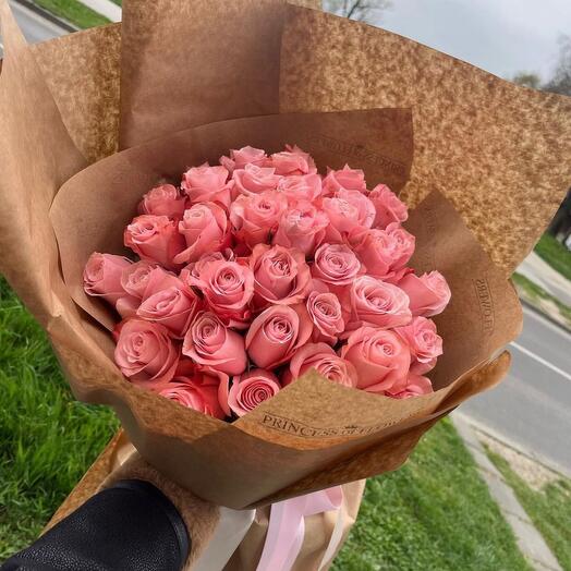 Букет розовых роз 31 шт