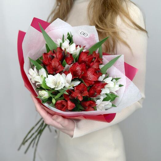 Монобукет из белых альстромерий Winterfell (Винтерфелл) и красных альстромерий Nadya (Надя) | 7
