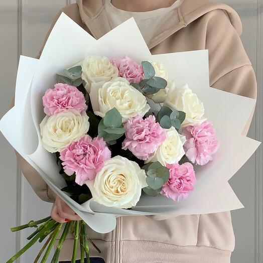 Нежный букет 🌸 / розы диантусы с эвкалиптом