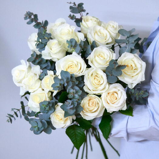 Roses blanches L