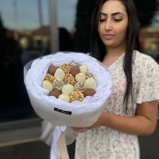 Букет из клубники в шоколаде💕