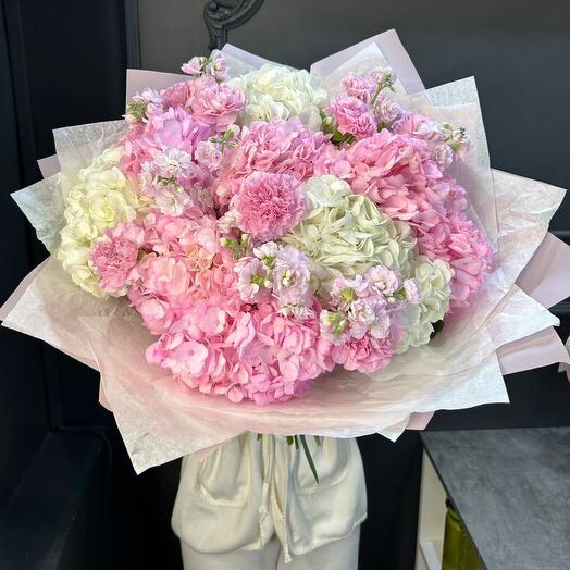 A magnificent bouquet with hydrangeas and fragrant mattiola