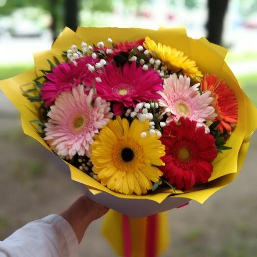 Букет из Гербер с гипсафилой
