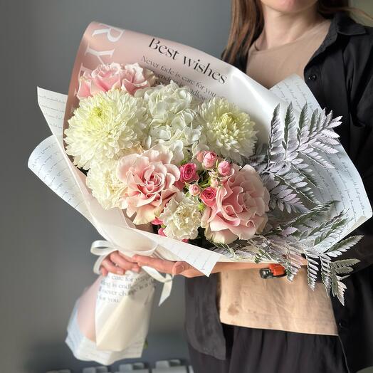 Букет с гортензией и хризантемой 🌸