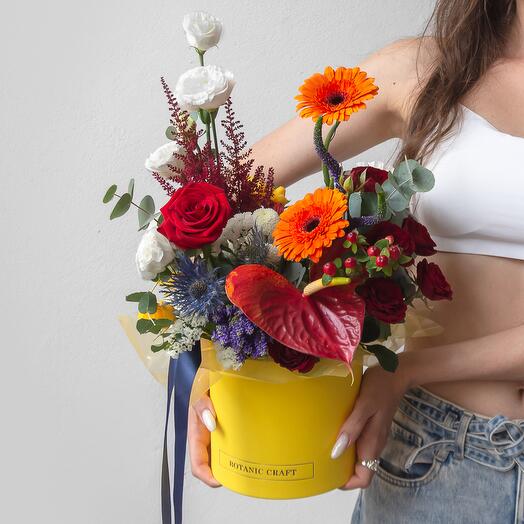 Коробка "Ночь. Небо. Стробоскоп." - Размер M (диаметр 16 см)