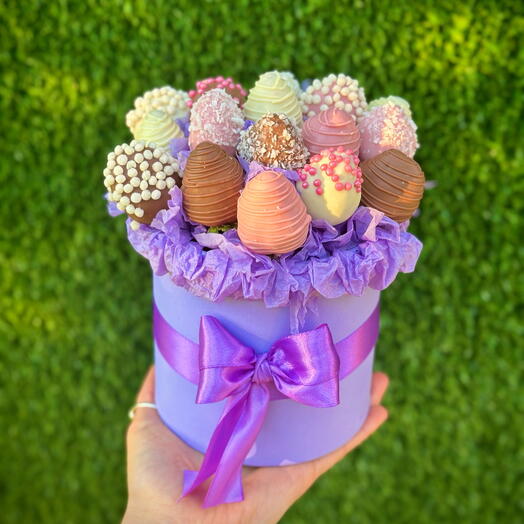 Коробочка с клубникой в шоколаде 💜
