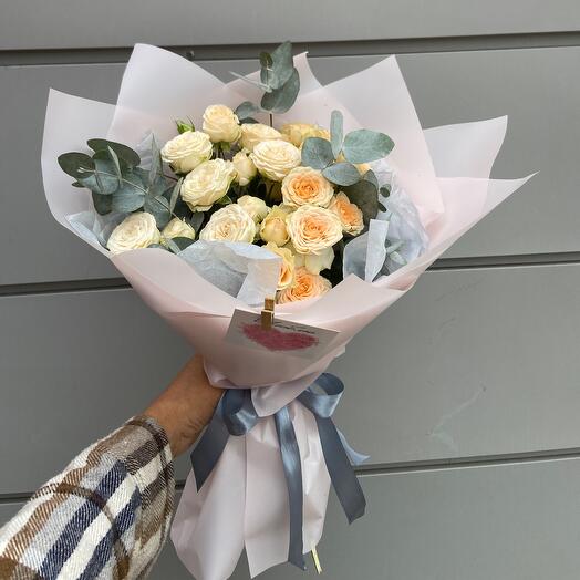 Кремовые персиковые пионовидные кустовые с эвкалиптом 💝💝💝