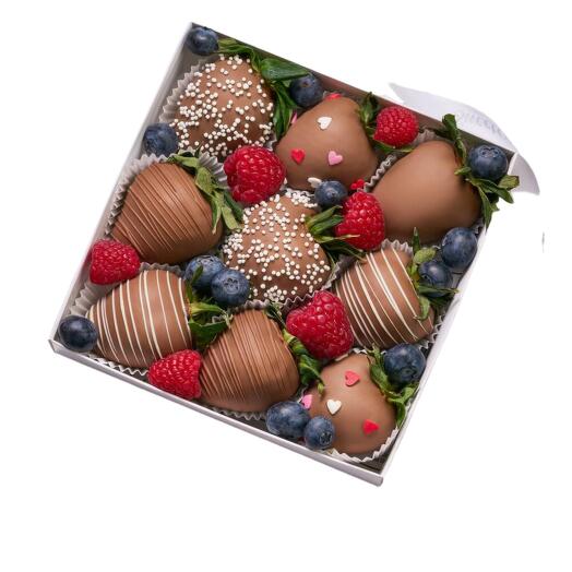 Strawberries in chocolate &quot;Milk assortment&quot; S