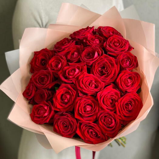 25 Red Roses