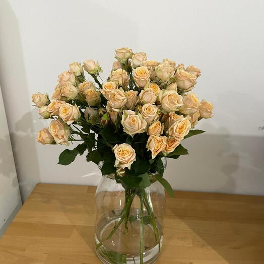 Peach Spray Rose bunch