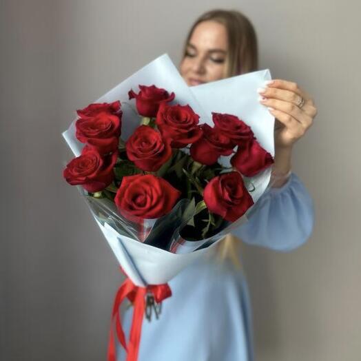 Red hollan roses buket