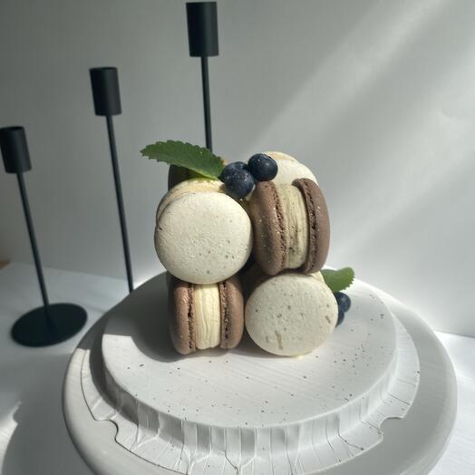 Торт куб из макарон