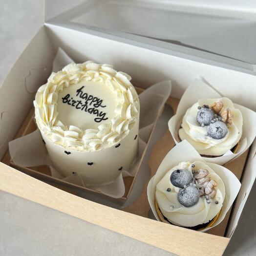 Bento lamb set and chocolate cupcakes for birthday