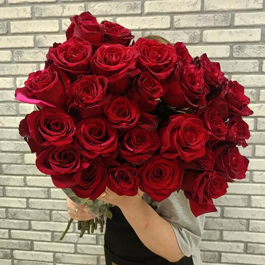 Красные розы 25