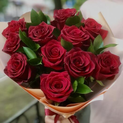 Моно-букет из красных роз 🌹